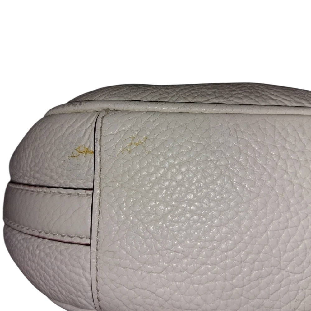 Kate Spade White Shoulder Bag with Chain-Link Strap